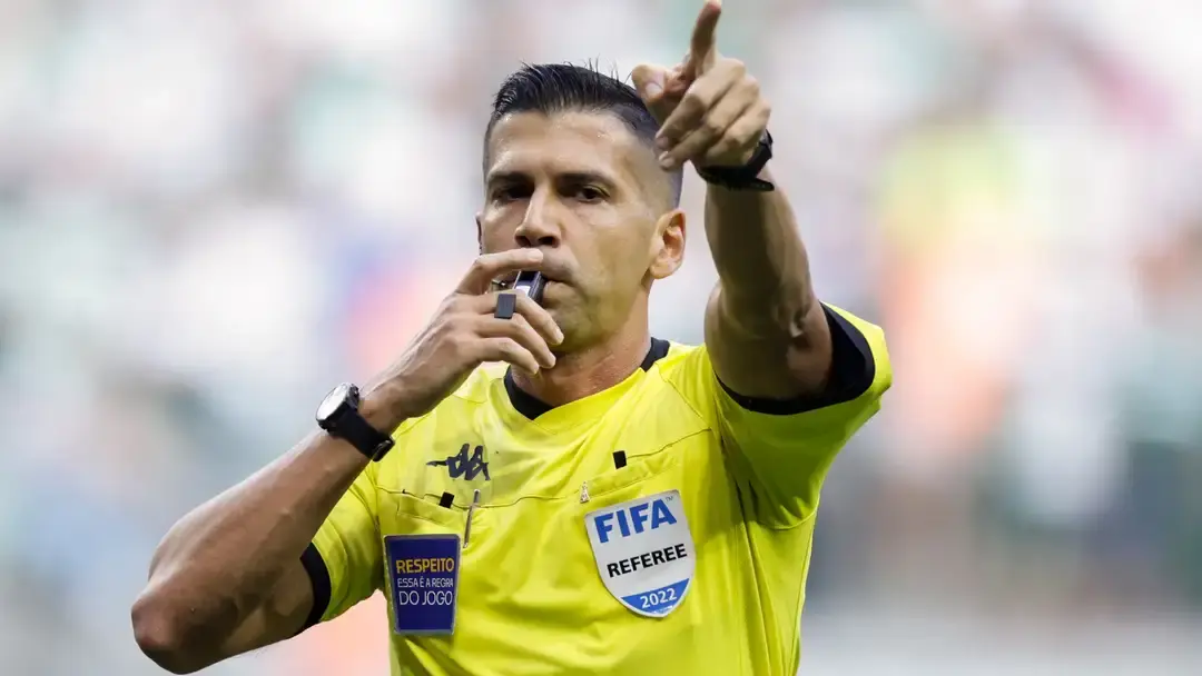 CBF define Bruno Arleu Araújo como o árbitro do GreNal