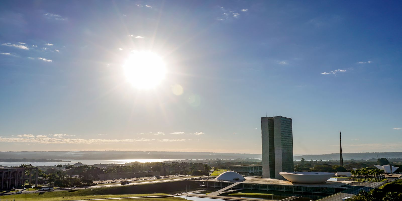 Congresso analisa nesta semana o fim da escala 6x1 e a isenção da 