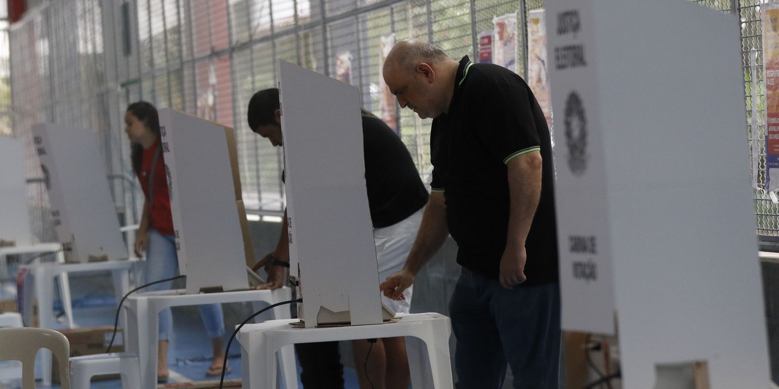 Eleições 2026: confira as regras sobre o que é permitido e proibido no dia da votação