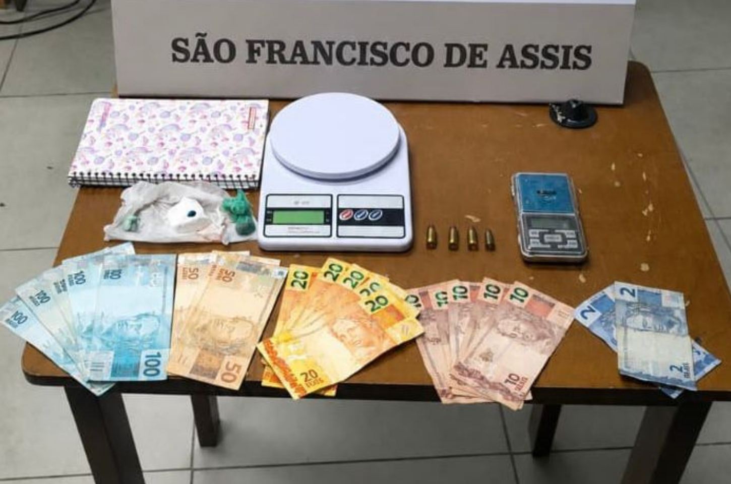 Homem é preso por tráfico de drogas em São Francisco de Assis 