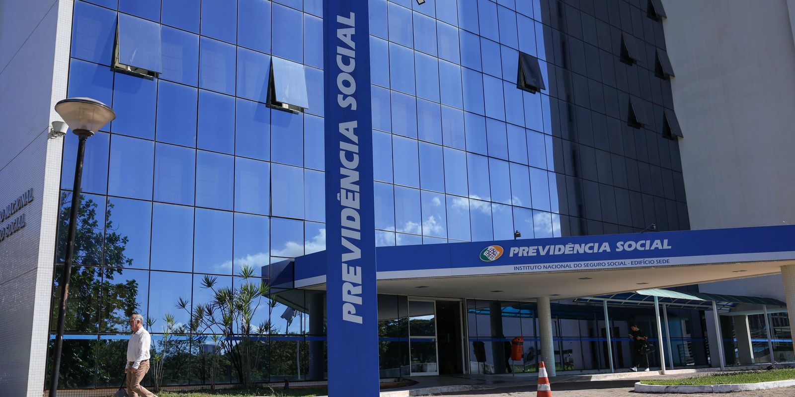 INSS libera empréstimo consignado sem exigência de biometria facial para aposentados