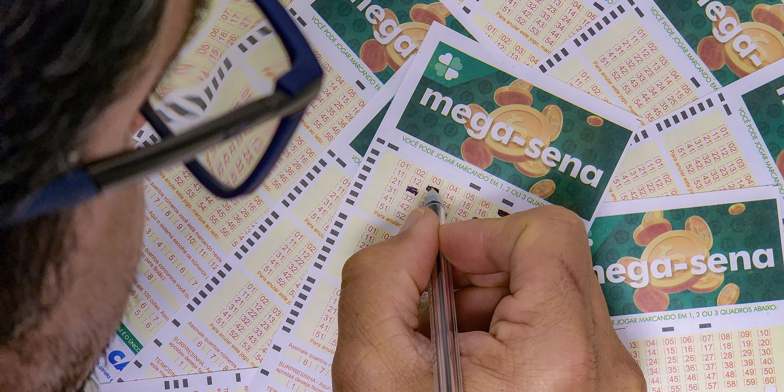 Mega-Sena sorteia prêmio de R$ 25 milhões nesta quinta-feira; veja como fazer apostas