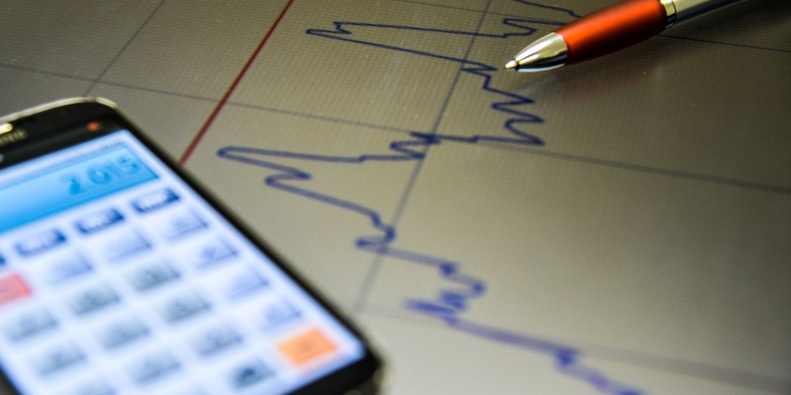 Mercado financeiro reduz estimativa do PIB para 2026, aponta Boletim Focus