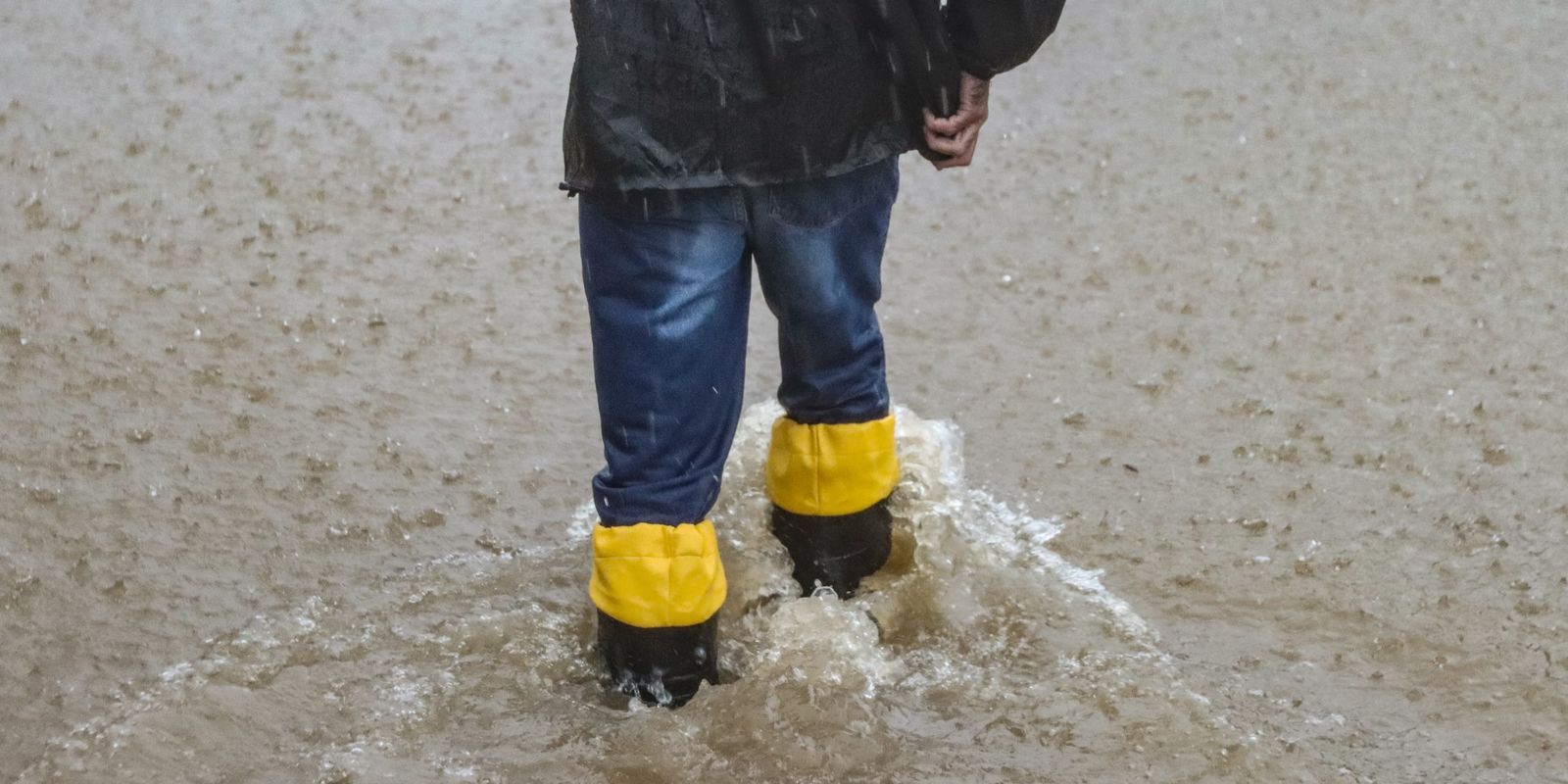 Novas tempestades ameaçam o Rio Grande do Sul com risco de inundações até segunda-feira