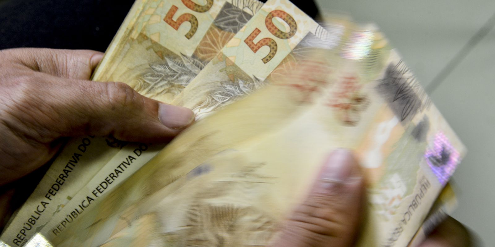 Programa Novo Desenrola Brasil para renegociação de dívidas encerra prazos com descontos de até 90%