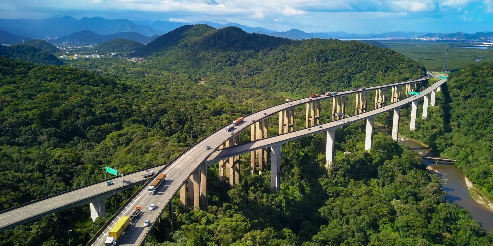 Brasil deve dobrar investimentos para zerar déficit na infraestrutura