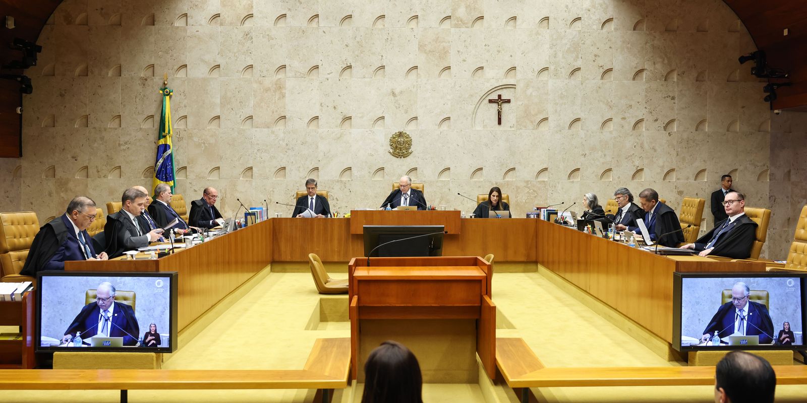 Flávio Dino e Cristiano Zanin votam no STF por julgamento conjunto