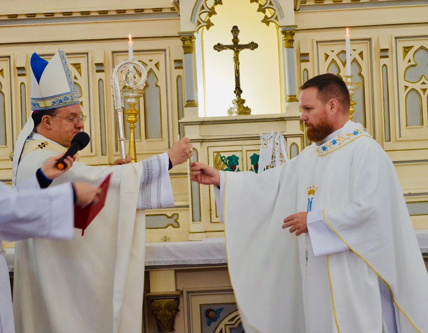 PADRE DALVAN SCHOPF ASSUME COMO NOVO PÁROCO DE JAGUARI