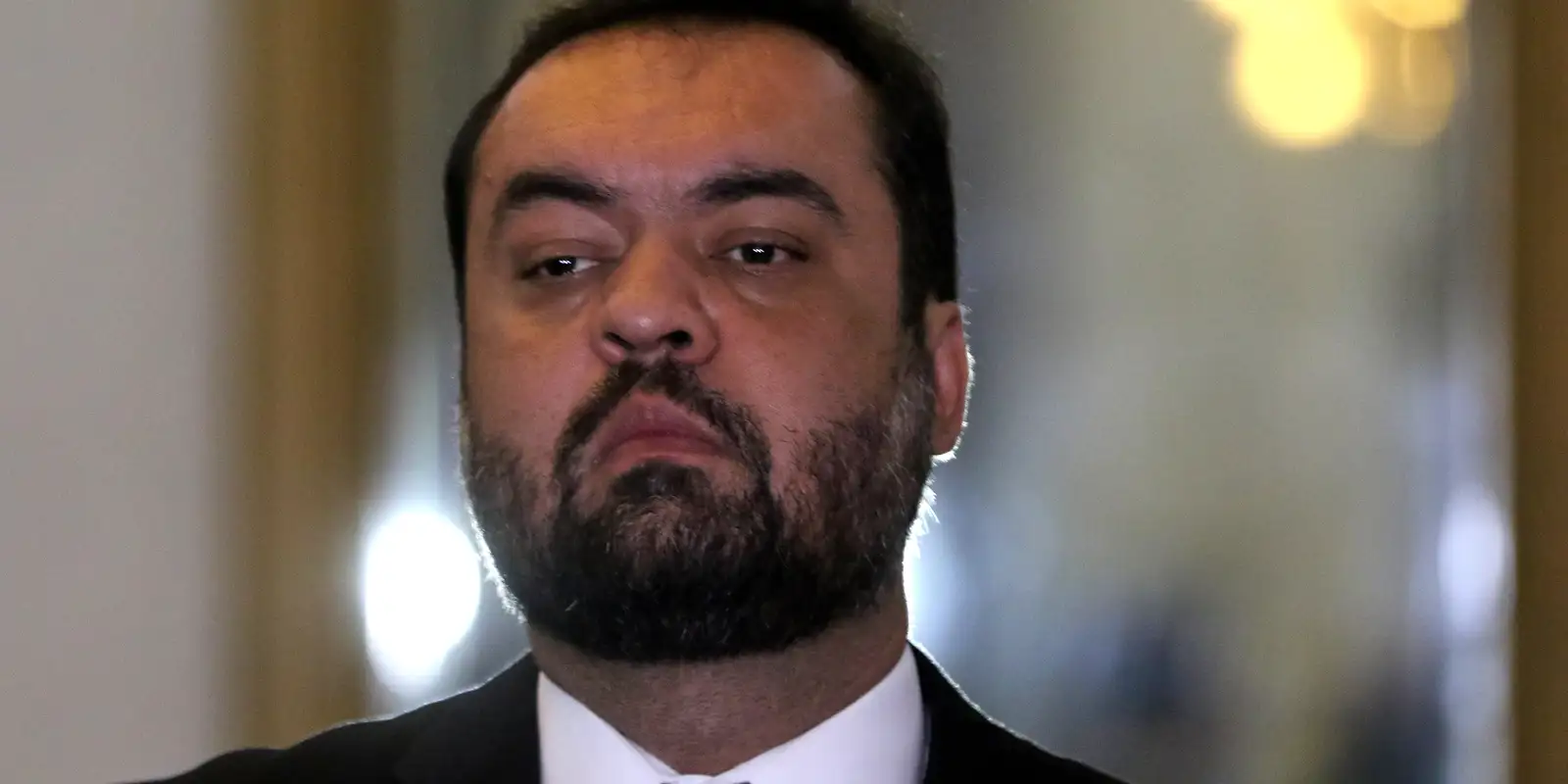 PF aponta que Cláudio Castro recebeu propina em bens de luxo para favorecer a Refit