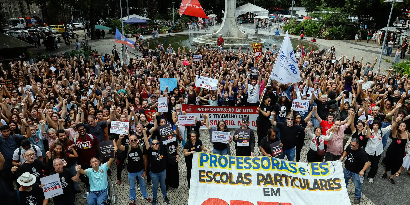 Professores de escolas particulares do Rio de Janeiro entram em greve de 24 horas por reajuste salarial