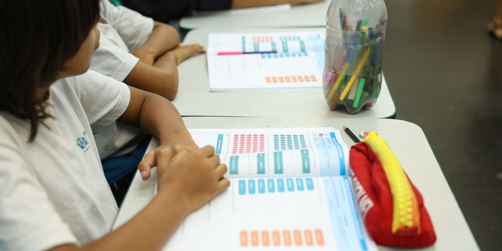 Novo programa de bolsas para educação básica é oficializado
