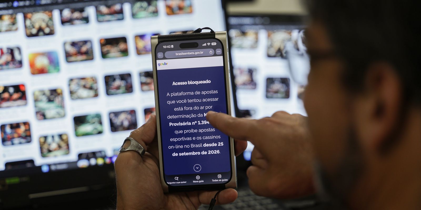 Bets começam a sair do ar no Brasil e governo inicia bloqueio nesta terça-feira