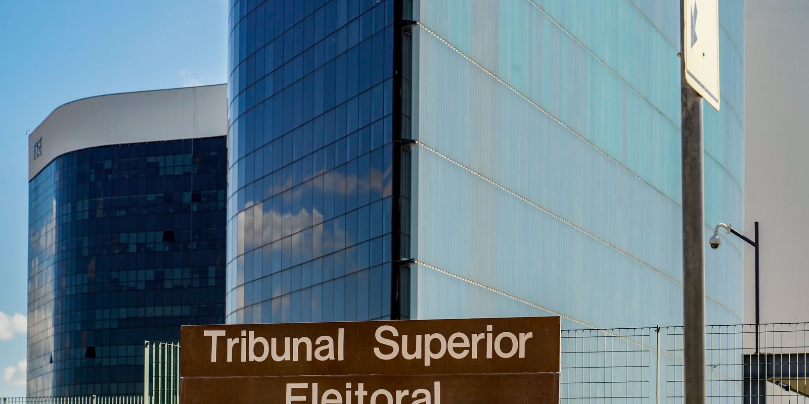 Condenado por lesão corporal contra a mulher fica inelegível, confirma TSE