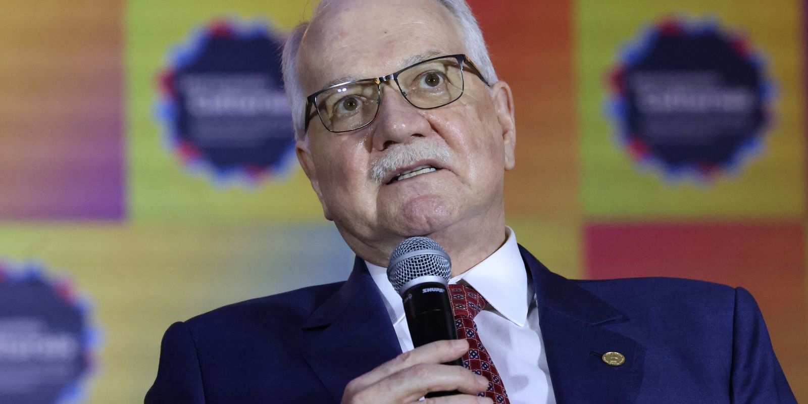 Fachin reunirá Polícia Federal para apurar citação a ministros no caso Master