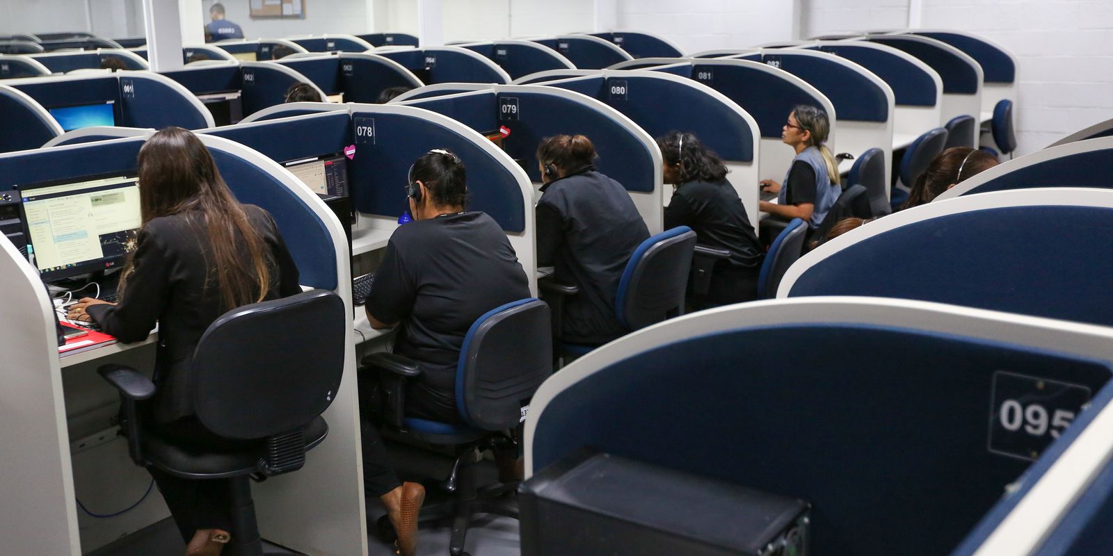 Canal Ligue 180 registra mais de 1,5 mil casos de violência política no país