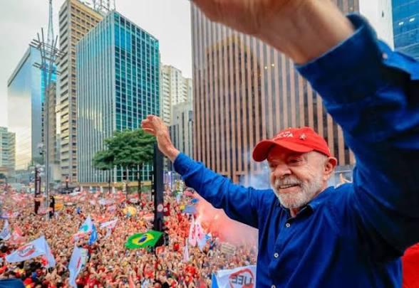 Lula é eleito para seu quarto mandato presidencial na história do Brasil