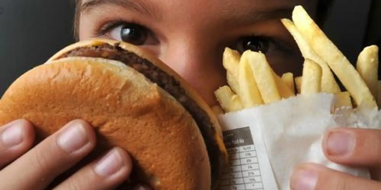 OMS publica primeiro guia global para combater a obesidade infantil
