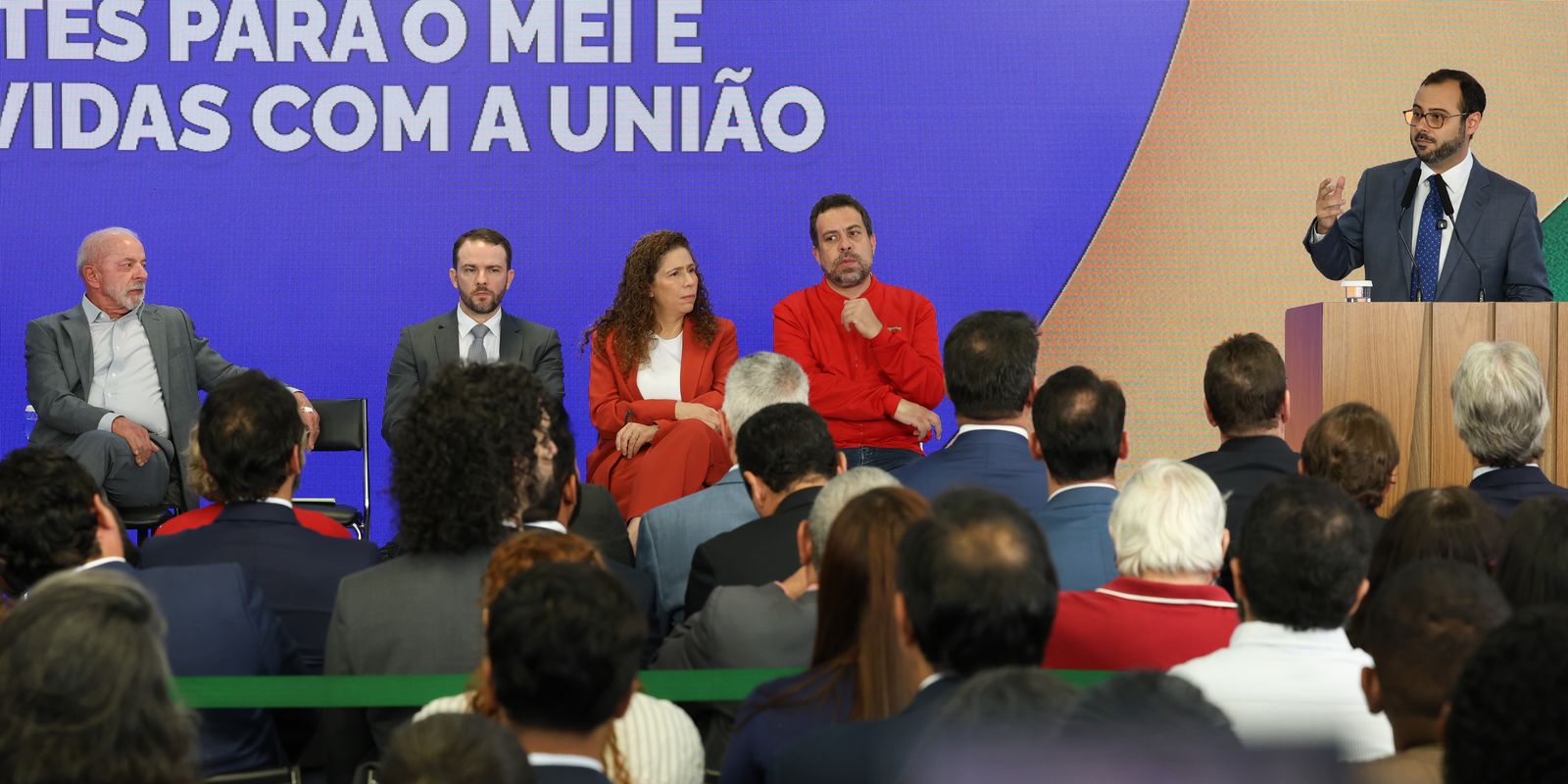 Novas regras para o MEI trazem perdão de dívidas e ampliam teto de faturamento