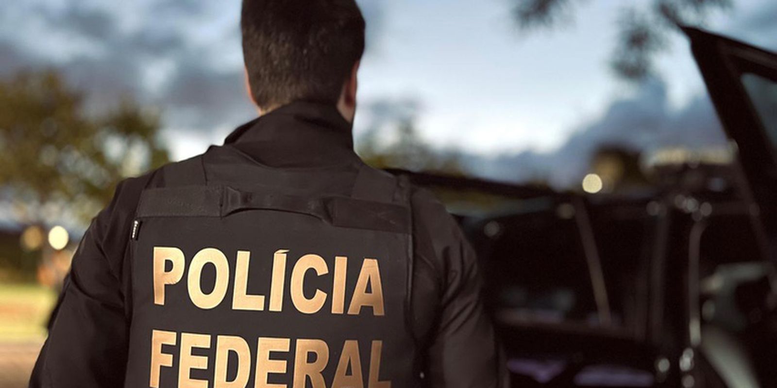 Polícia Federal deflagra operação contra lavagem de dinheiro em postos