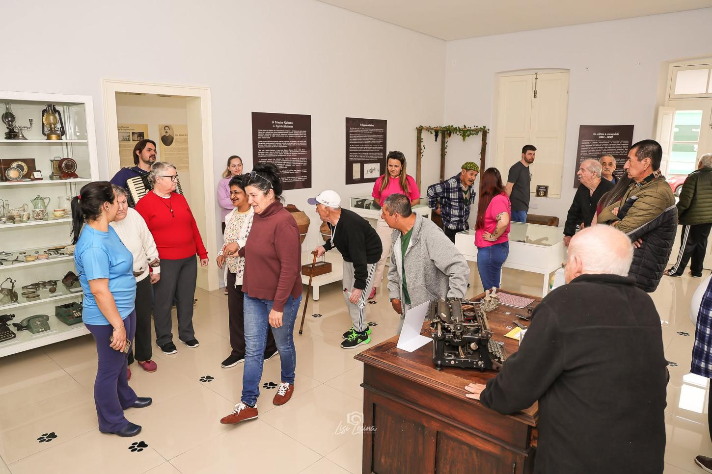 Visita ao museu de Jaguari celebra o dia internacional da pessoa idosa