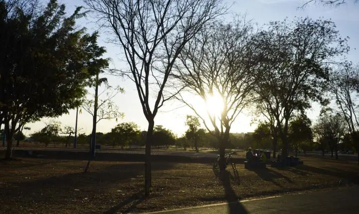 Previsão do tempo indica calor extremo e temporais em várias regiões