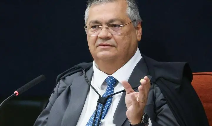 Flávio Dino encerra ação de Antonio Tabet por liberdade de expressão