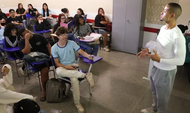 Enem 2026: inscritos automáticos devem escolher idioma da prova até dia 18