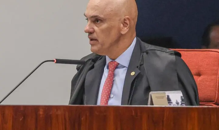 Edson Fachin decide remover Alexandre de Moraes do inquérito das fake news