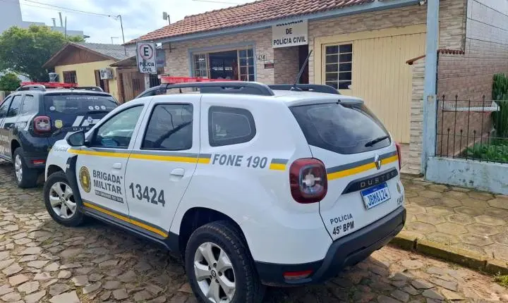 Homem é preso após matar cão com uma faca em Nova Esperança do Sul