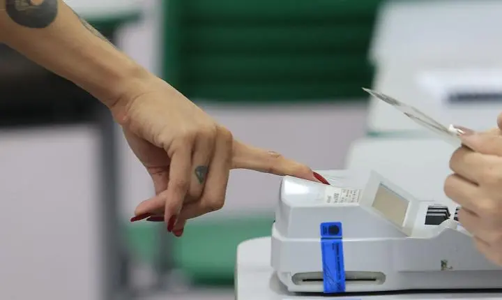 Eleições de 2026: Lula amplia votos em todos os estados e Flávio recua em seis