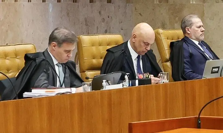 Alexandre de Moraes acusa André Mendonça durante sessão tensa no STF