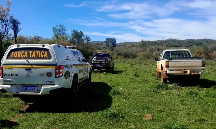 Operação contra abigeato fiscaliza animais e possível posse irregular de área rural em São Francisco de Assis