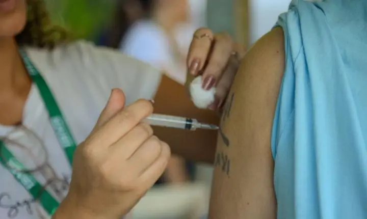Dia D de multivacinação mobiliza o país neste sábado para atualização de cadernetas