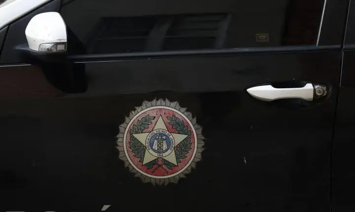 Polícia civil investiga agentes suspeitos de ligação com o Comando Vermelho