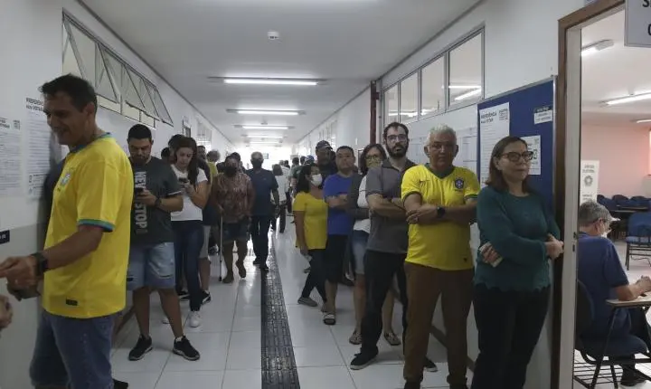 Prazo para propaganda eleitoral na imprensa escrita termina nesta sexta-feira
