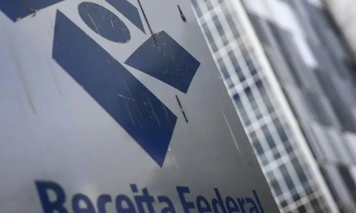 Receita Federal paga último lote de restituição do Imposto de Renda nesta segunda-feira