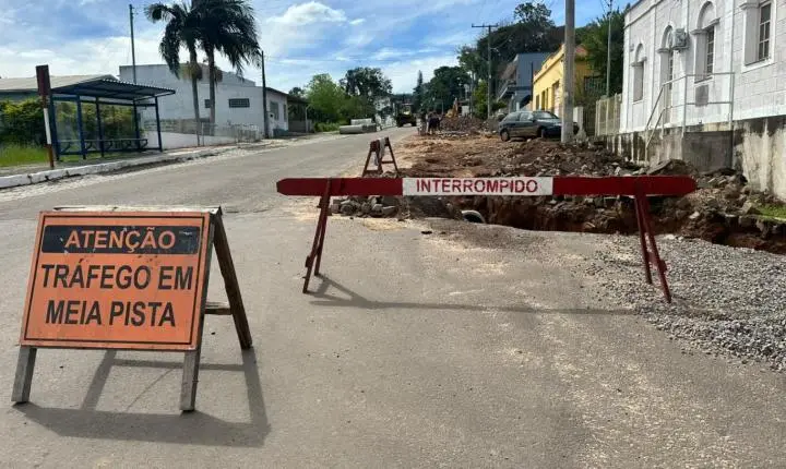 Rua 7 de Setembro terá interdição parcial para obras de drenagem