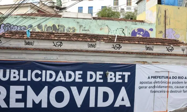 Governo decreta proibição das bets para conter crise de endividamento
