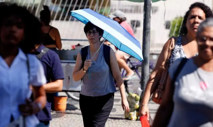 Salário mínimo deve chegar a R$ 1.741 em 2027 com reajuste que impacta contas públicas