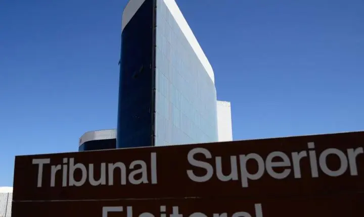 TSE estuda desativar canais no WhatsApp antes da eleição