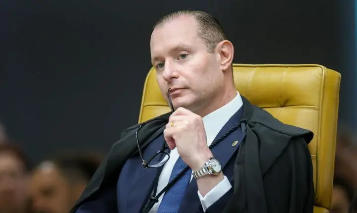 Zanin defende avaliar conduta de Mendonça antes de abrir investigação no STF