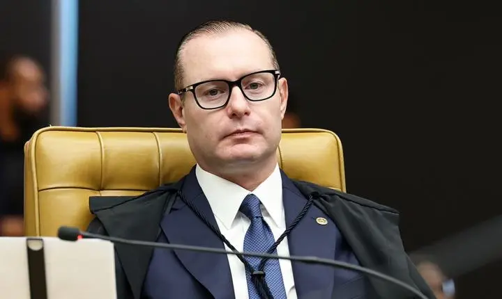 Zanin cobra posicionamento da Anatel sobre internet nas eleições
